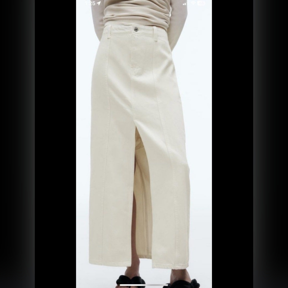 Zara Denim Maxi Skirt w/slit, Size Large, Beige/Ecru, NWT